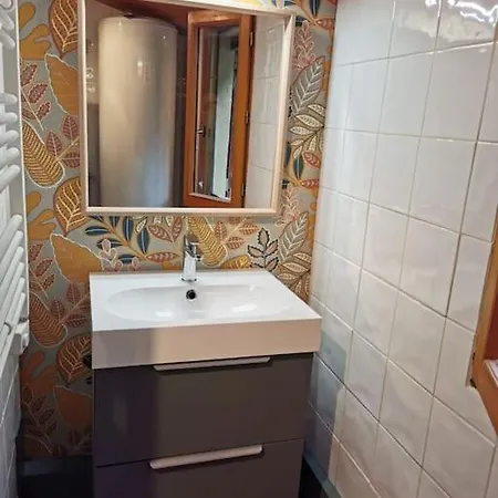 Ferienhaus Gite Dans Un Ecrin De Verdure Saint-Germain-de-Belvès